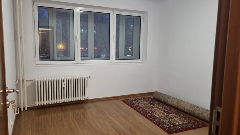 Unirii, Horoscop, Bd Dimitrie Cantemir, 2  minute metrou